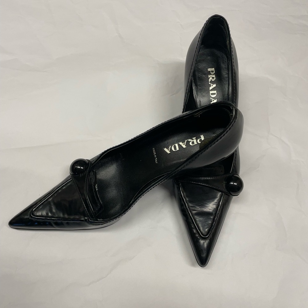 Authentic great condition Prada shoes